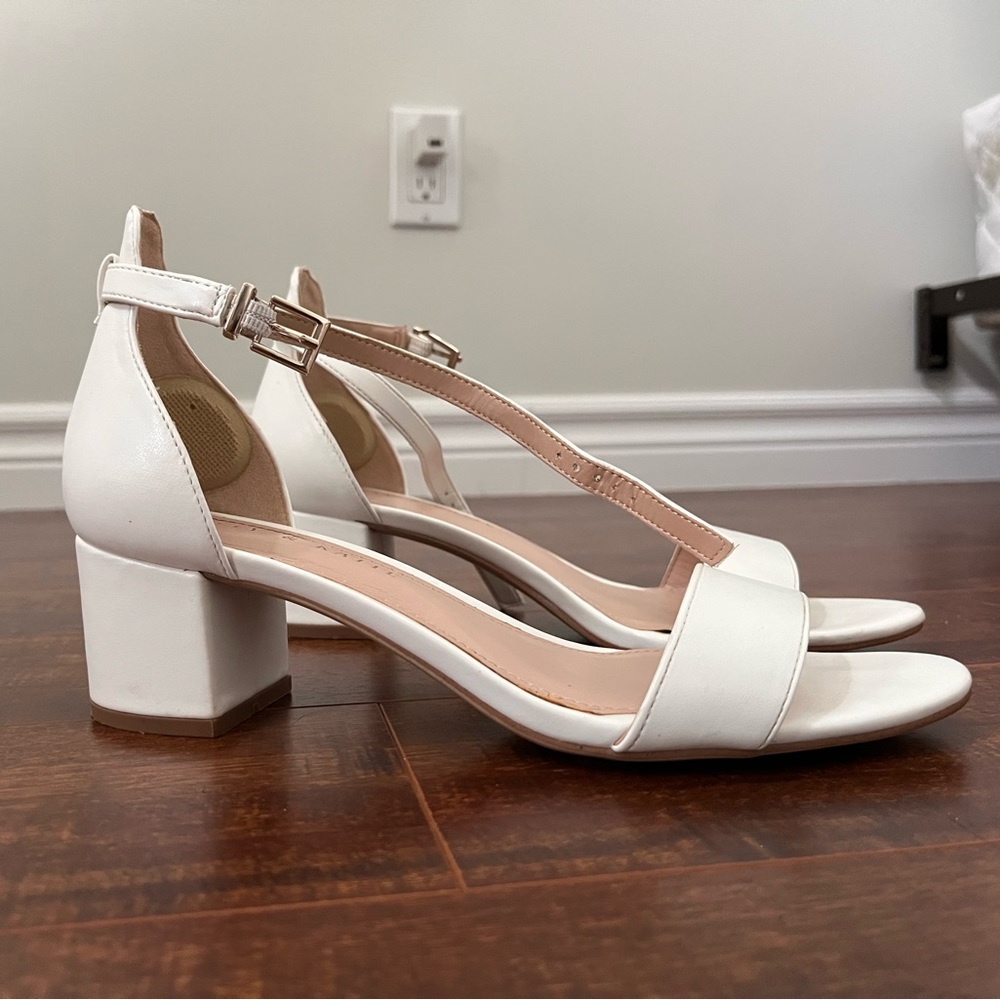Kelly & Katie white block heel sandal